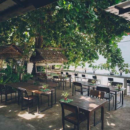 Chill Inn Lamai Hostel & Beach Cafe เกาะสมุย ภายนอก รูปภาพ